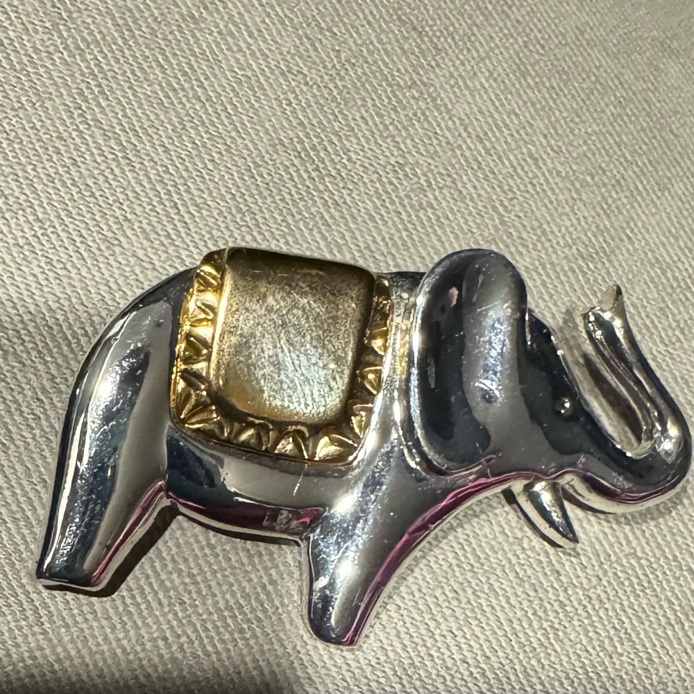 Elephant Pin